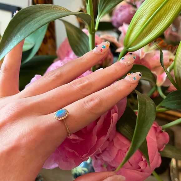 Diamond and opal gold ring - Picture 11 of 12